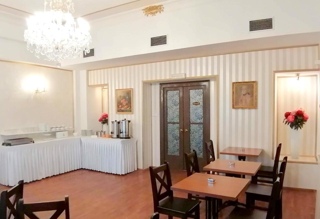 Hotel Dejmalik Litoměřice Dış mekan fotoğraf